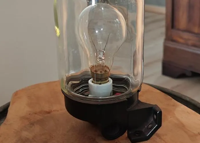 Le Jardin Des 2 Cedres Bed & Breakfast *